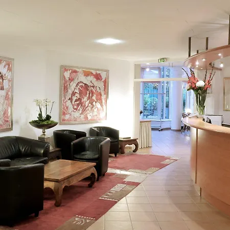 Ludwig Beethoven Hotel 3*