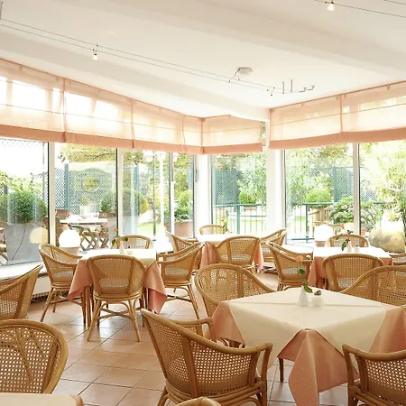 贝多芬路德维希酒店 酒店